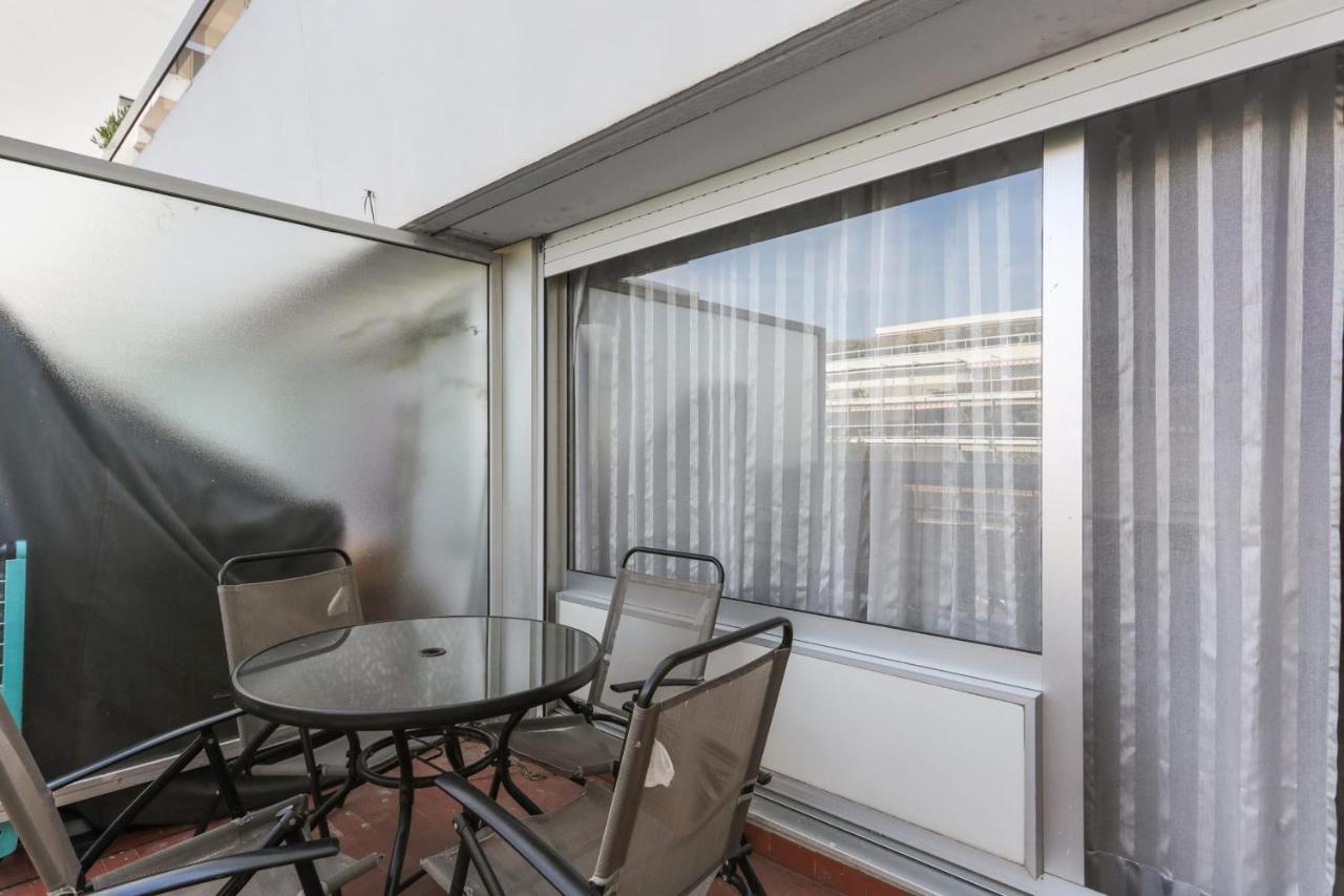 Charming Flat With Pool 8 Min Away From The In - Welkeys Apartment Antibes