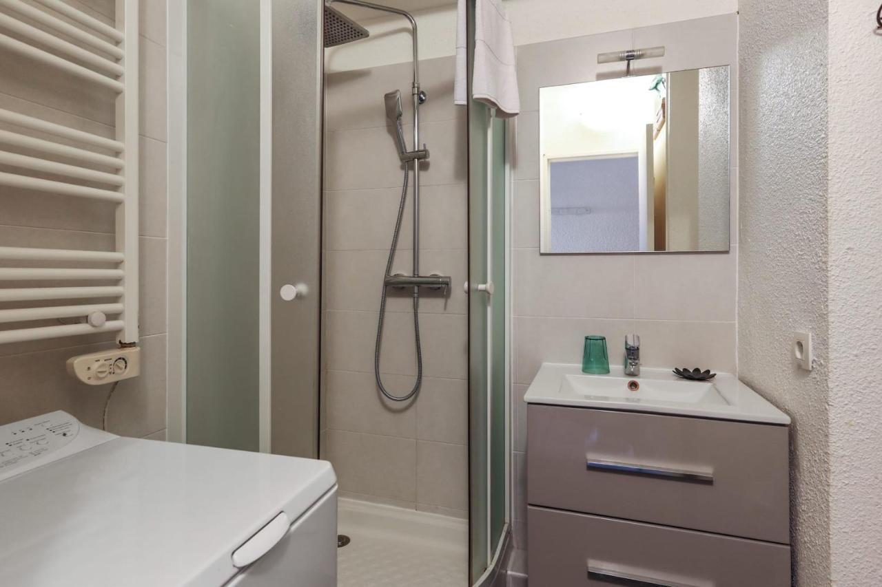 Charming Flat With Pool 8 Min Away From The In - Welkeys Apartment Antibes